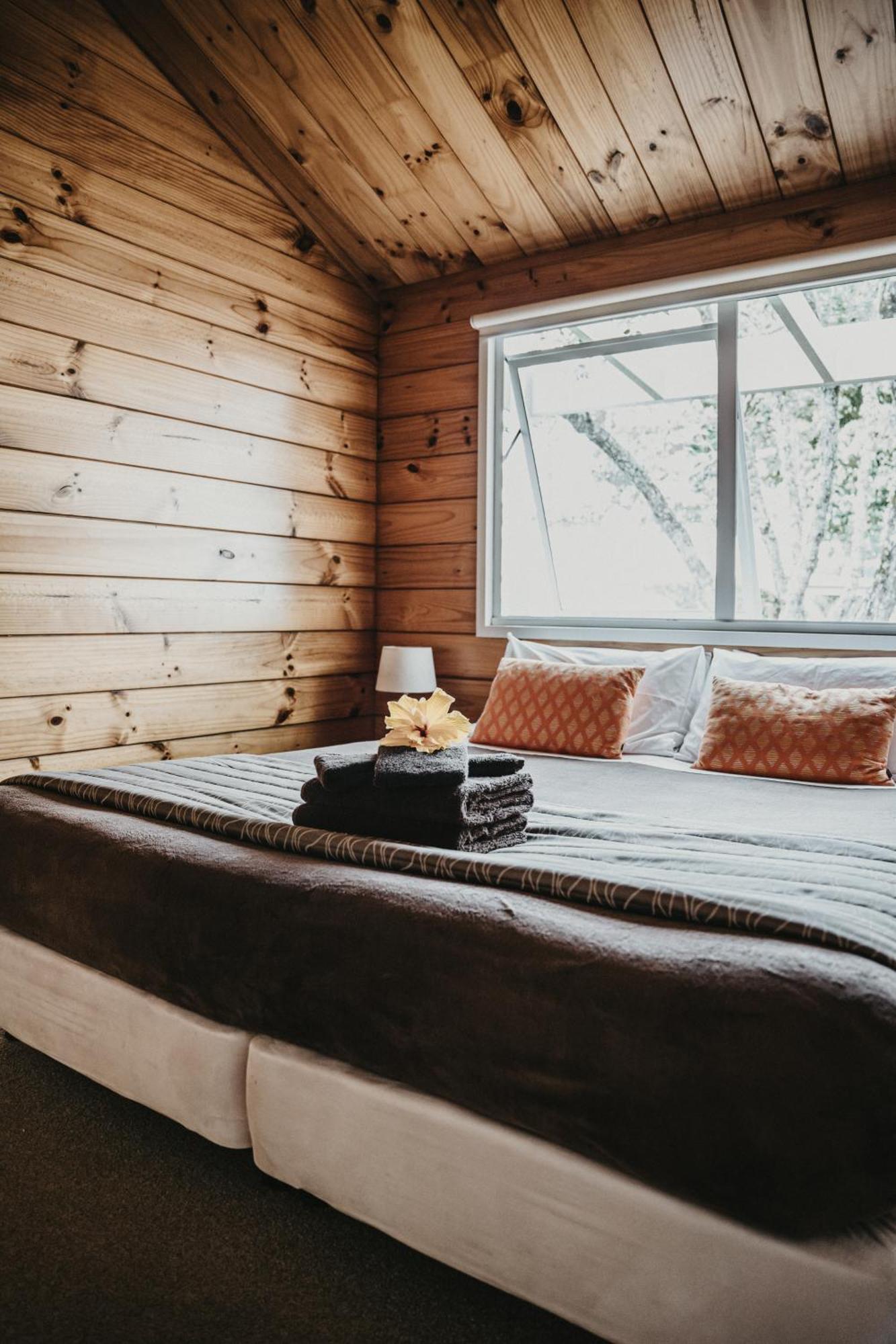 Albergue Tatahi Cove Back Packer Hahei Exterior foto