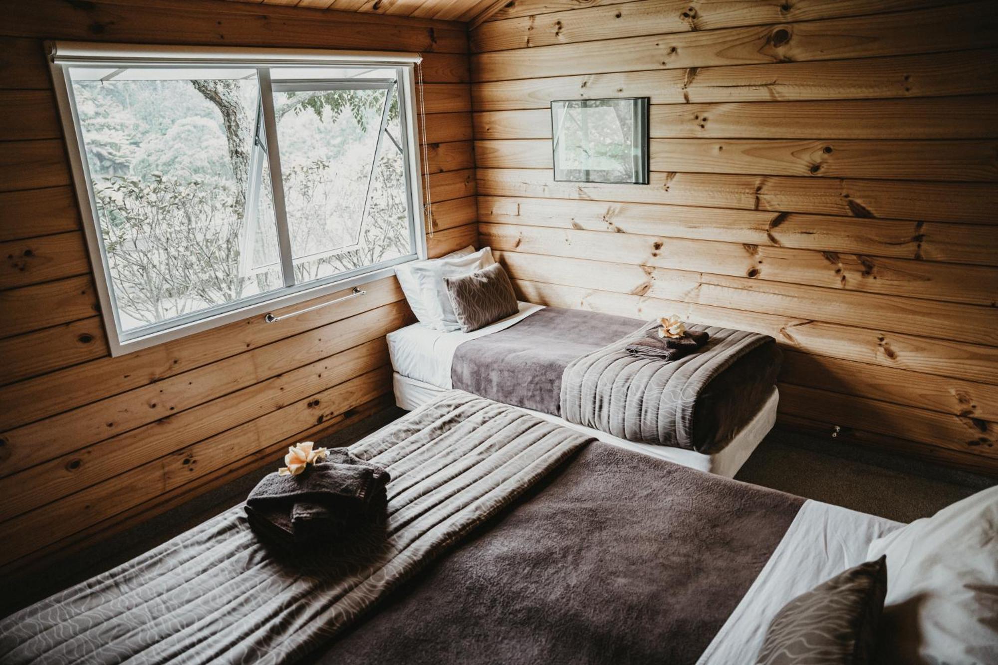 Albergue Tatahi Cove Back Packer Hahei Exterior foto