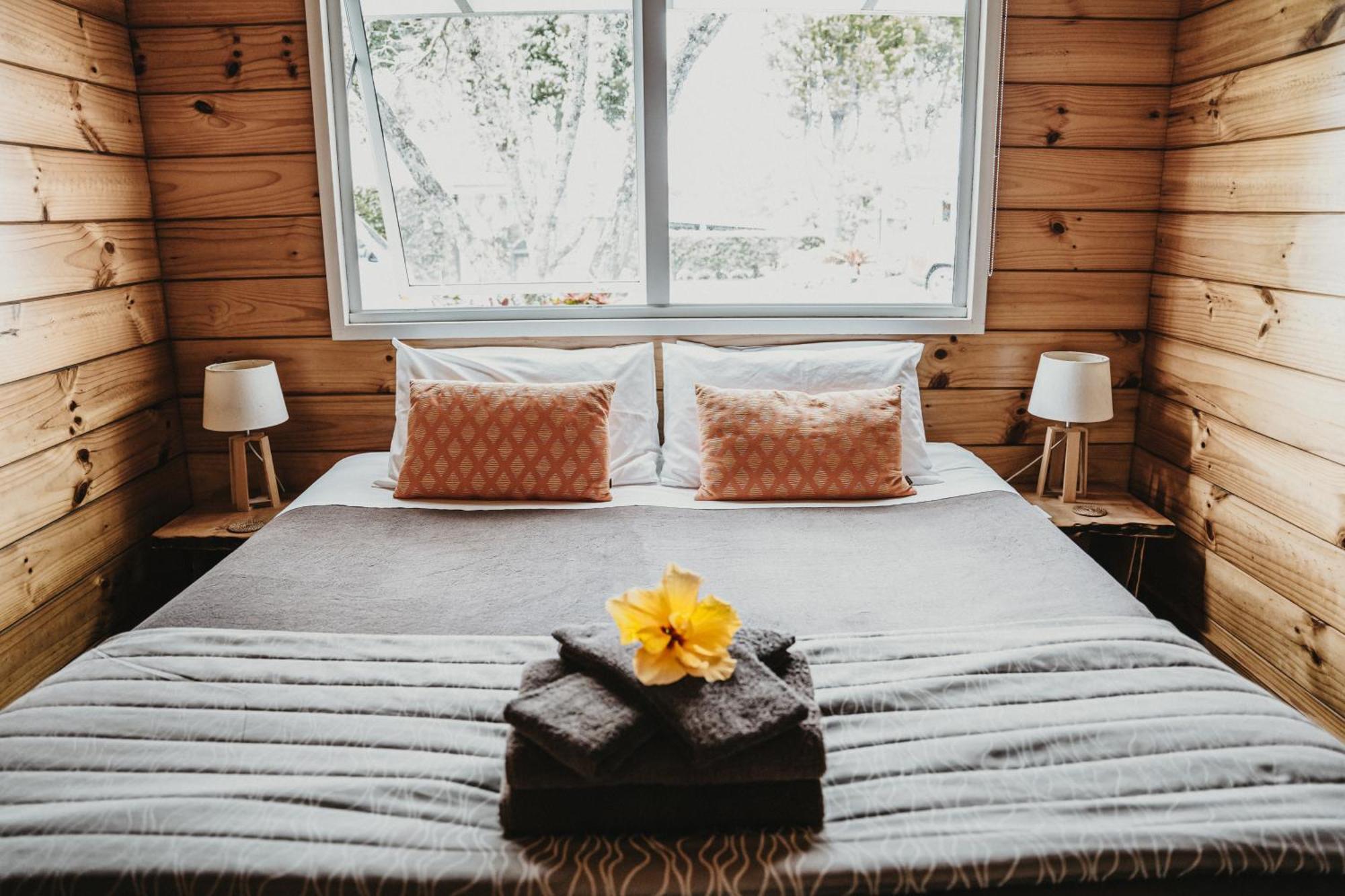 Albergue Tatahi Cove Back Packer Hahei Exterior foto