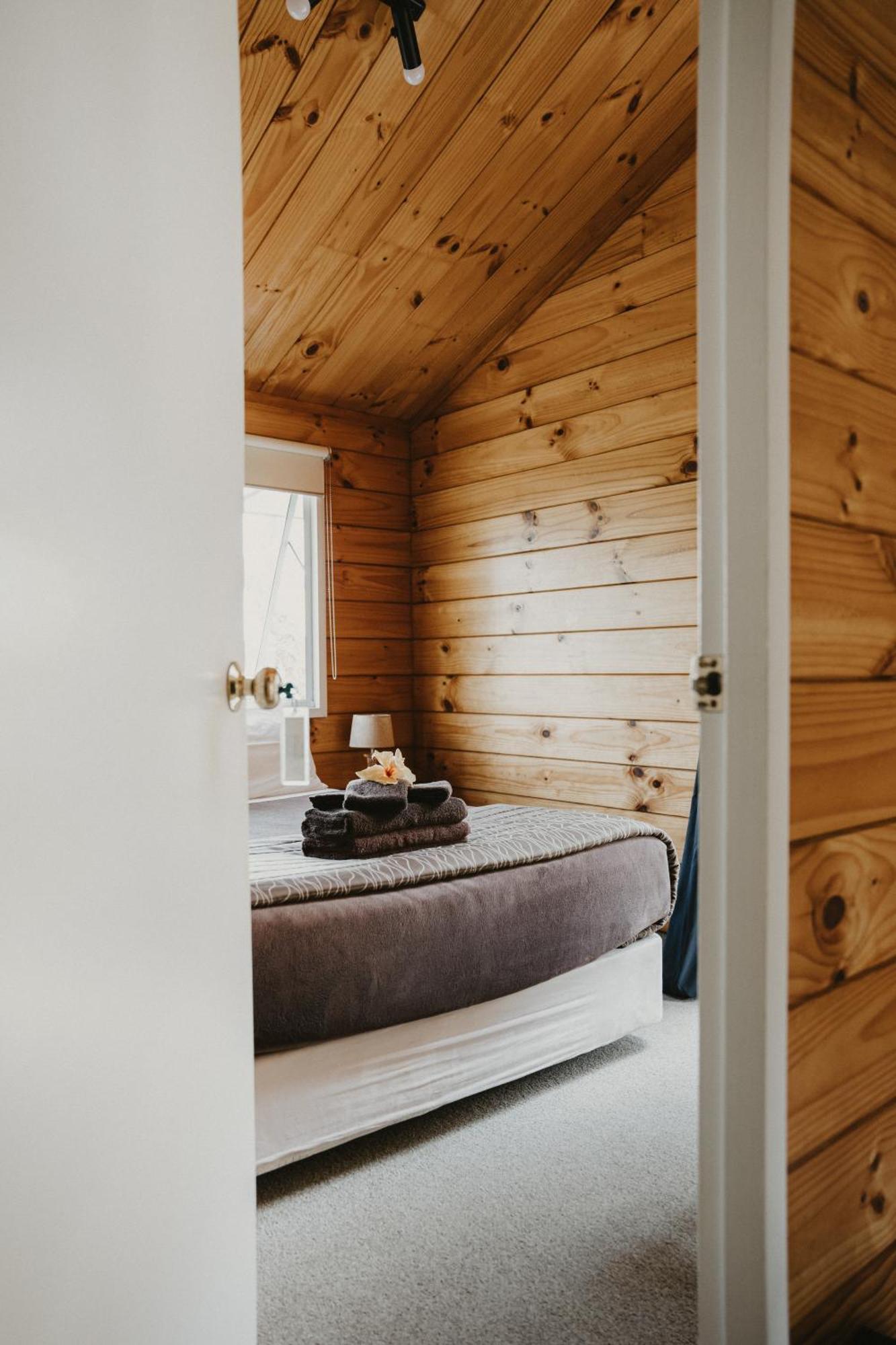 Albergue Tatahi Cove Back Packer Hahei Exterior foto